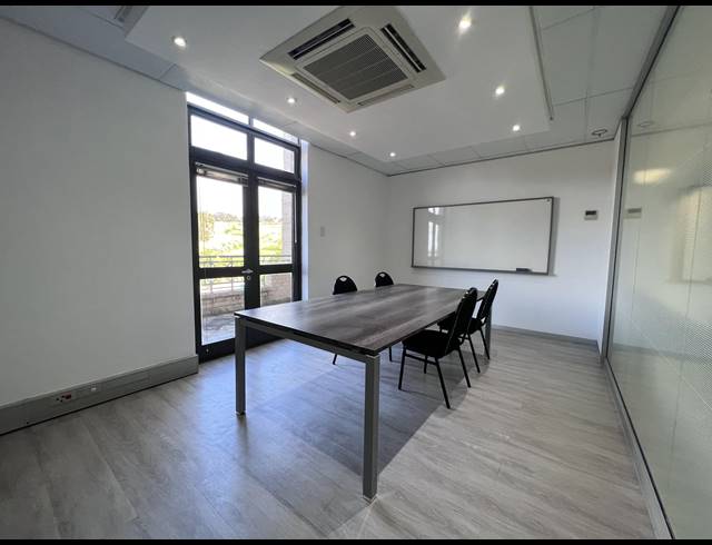 157M² OFFICE TO LET IN TYGER VALLEY